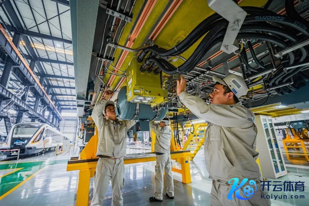 mmexport1731995989458